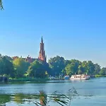2 Bedroom Cozy In Apartmán Malchow (Mecklenburg-Vorpommern)