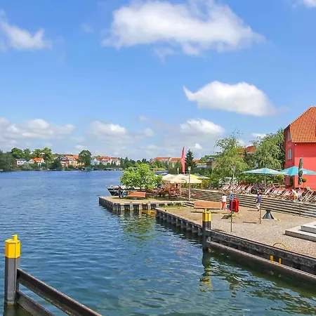 2 Bedroom Cozy In דירה